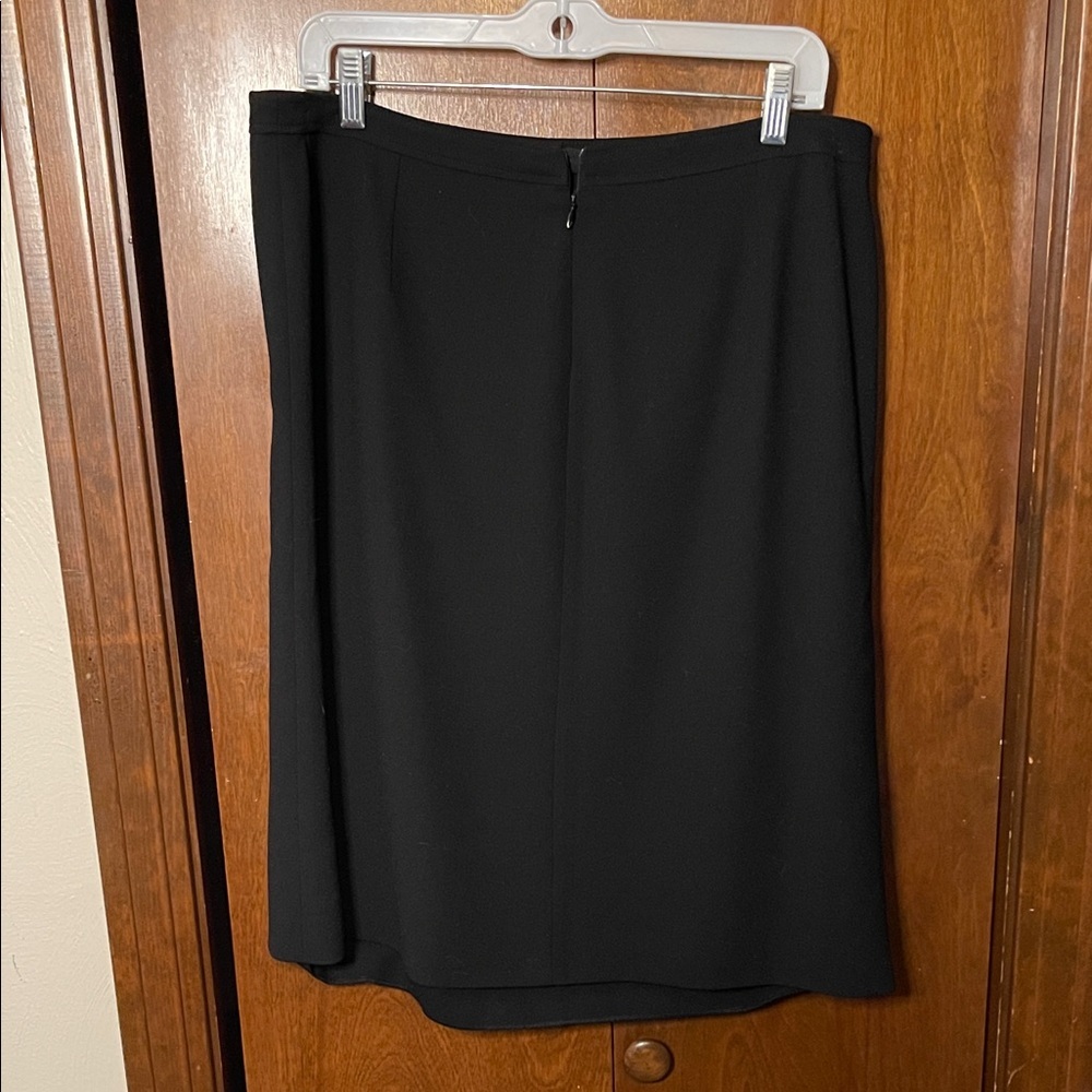 Vintage Giorgio Armani Collezioni Black Skirt Size 12 - Picture 4 of 5